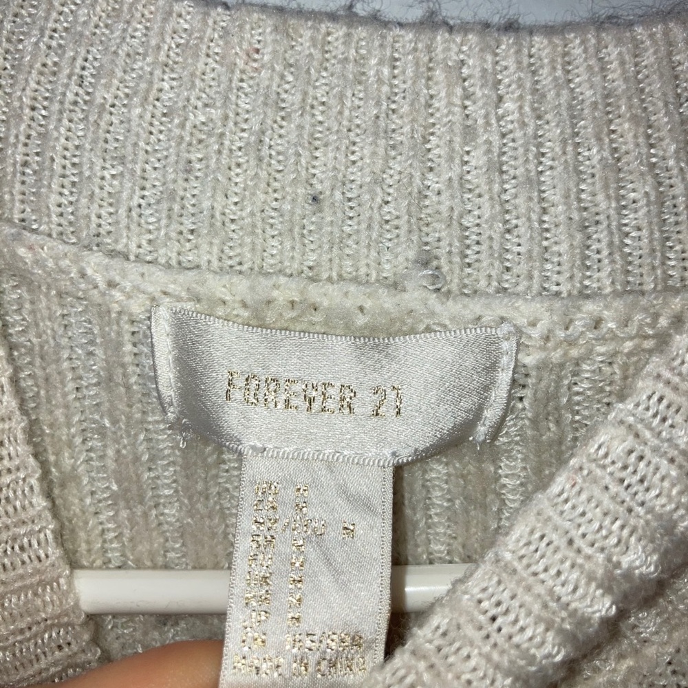 Off white sweater from forever 21!